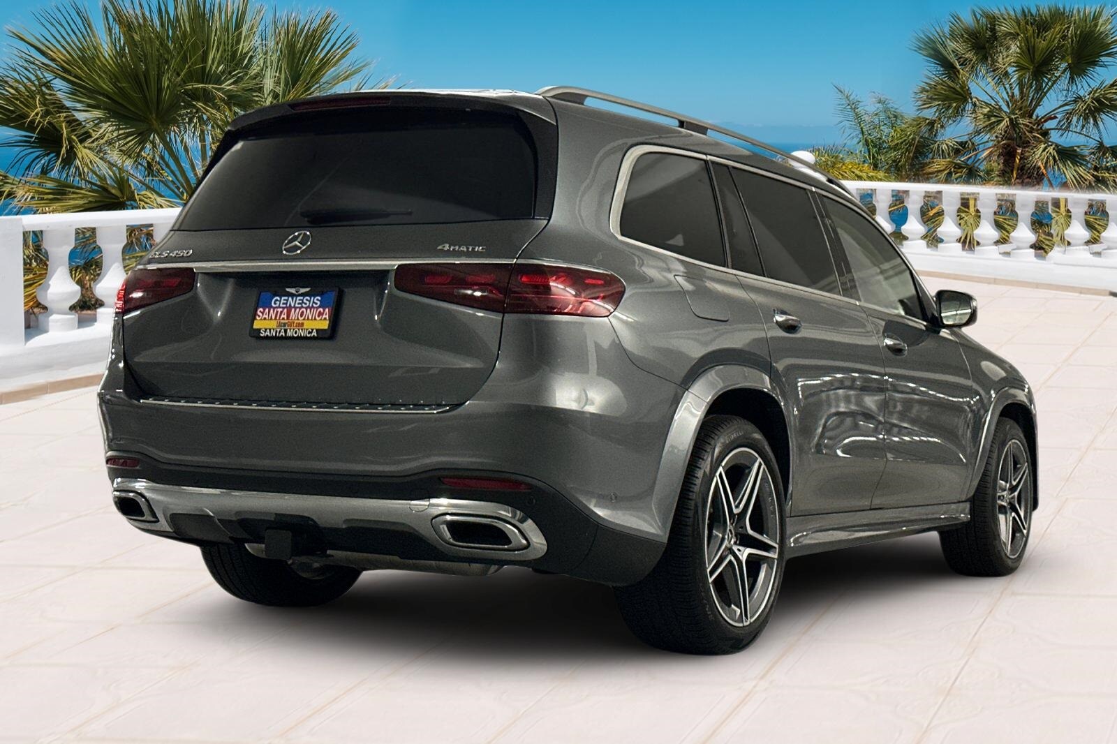 2024 Mercedes Benz GLS 450 4MATIC photo 2
