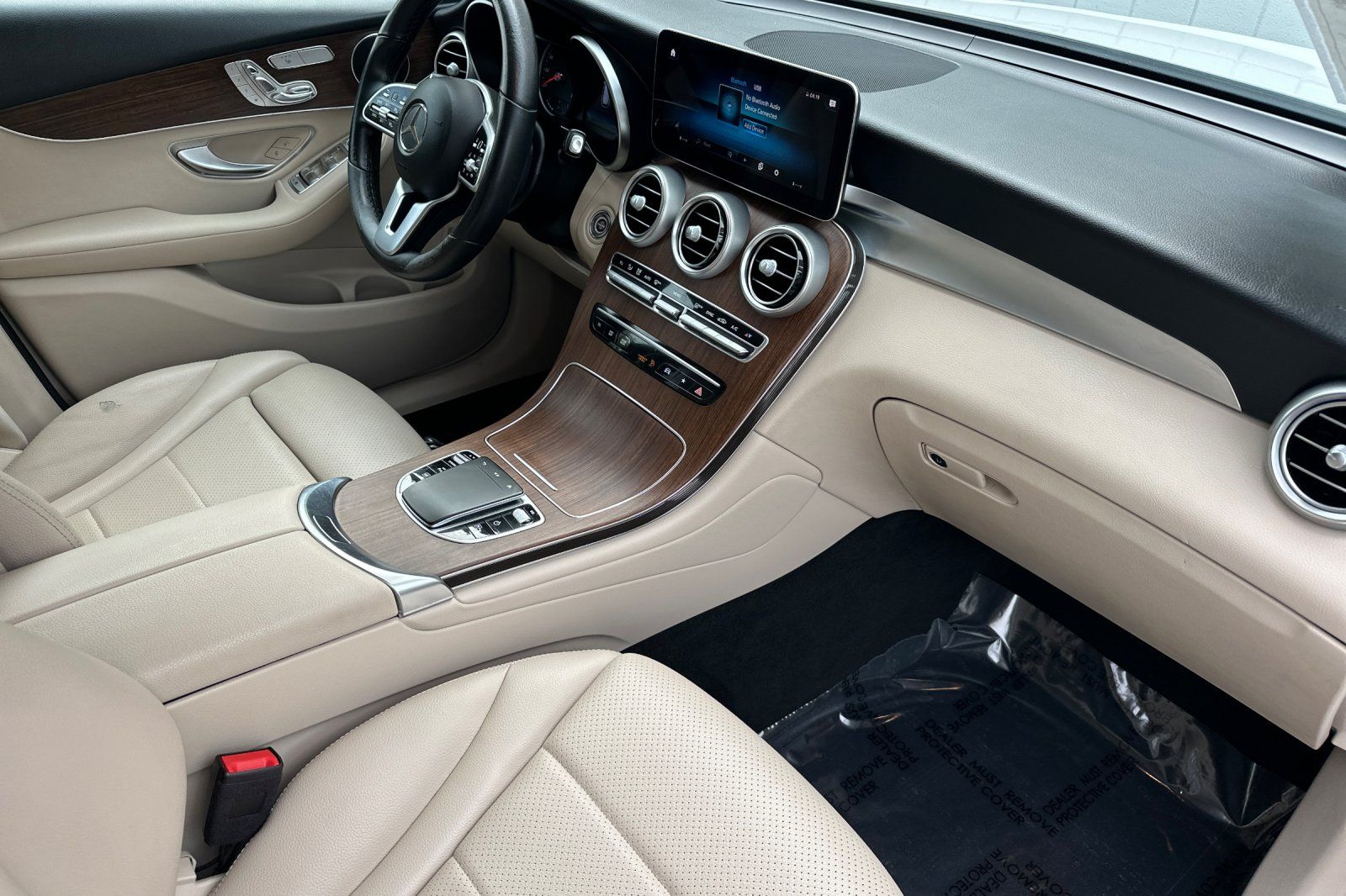 2021 Mercedes-Benz GLC GLC300 - Photo 19