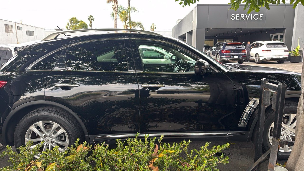 Used 2011 INFINITI FX 35 with VIN JN8AS1MU1BM710610 for sale in Santa Monica, CA