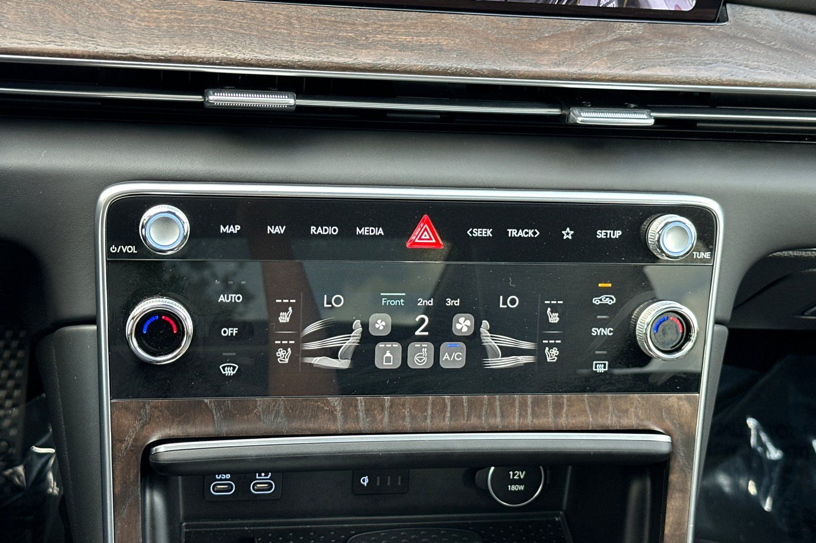 2026 GENESIS GV80 Prestige - Photo 26