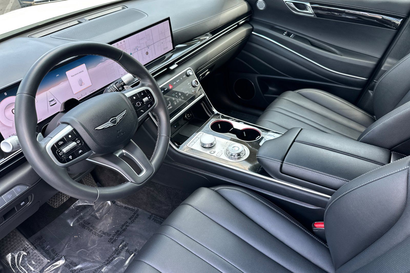 2025 GENESIS GV80 Standard - Photo 13