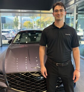 Staff member Artur Sargsian from ID_6e3dd2f39feb