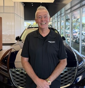 Staff member Jake Weber from ID_6e3dd2f39feb