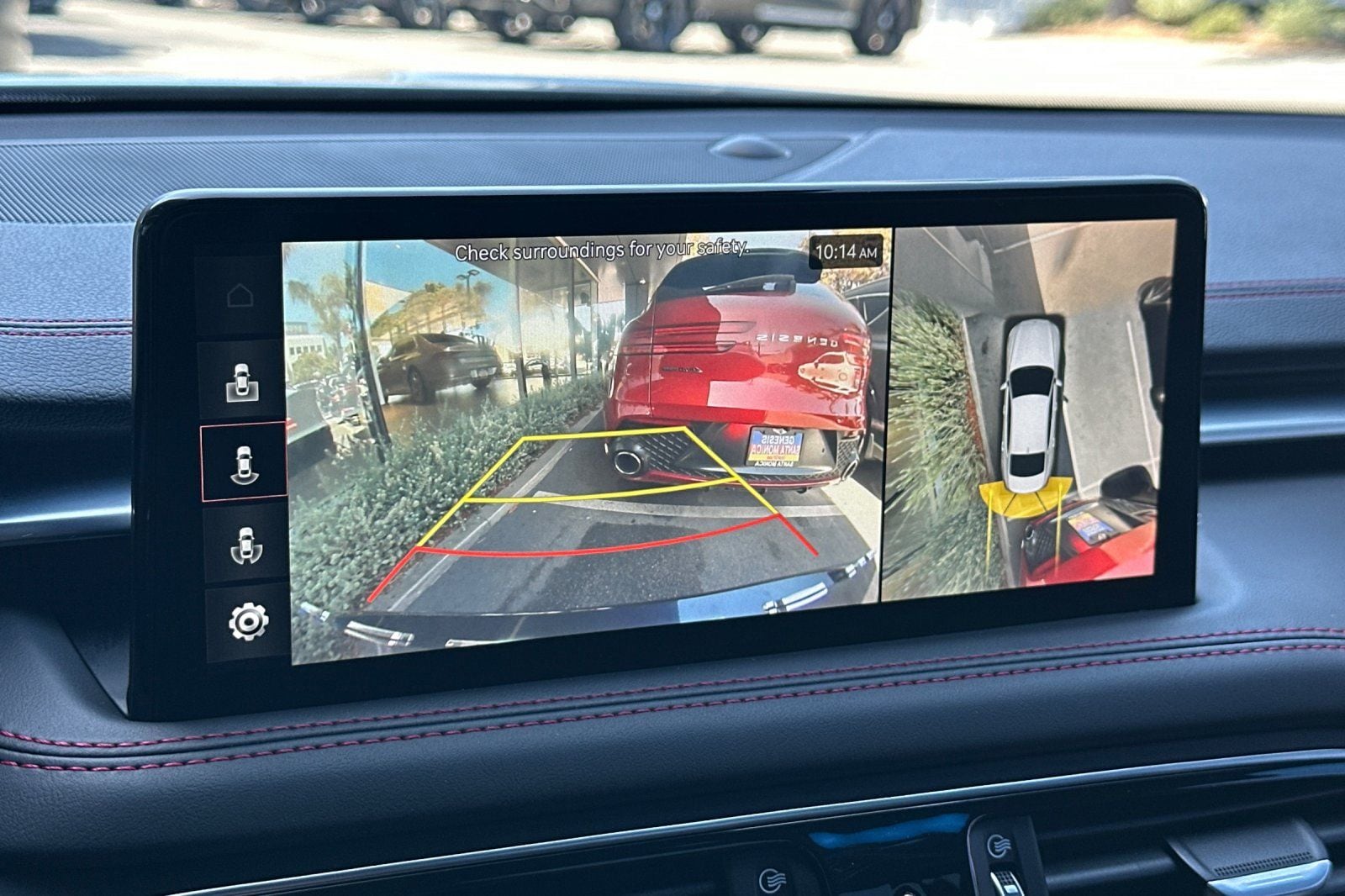 2023 GENESIS G70 Standard - Photo 25