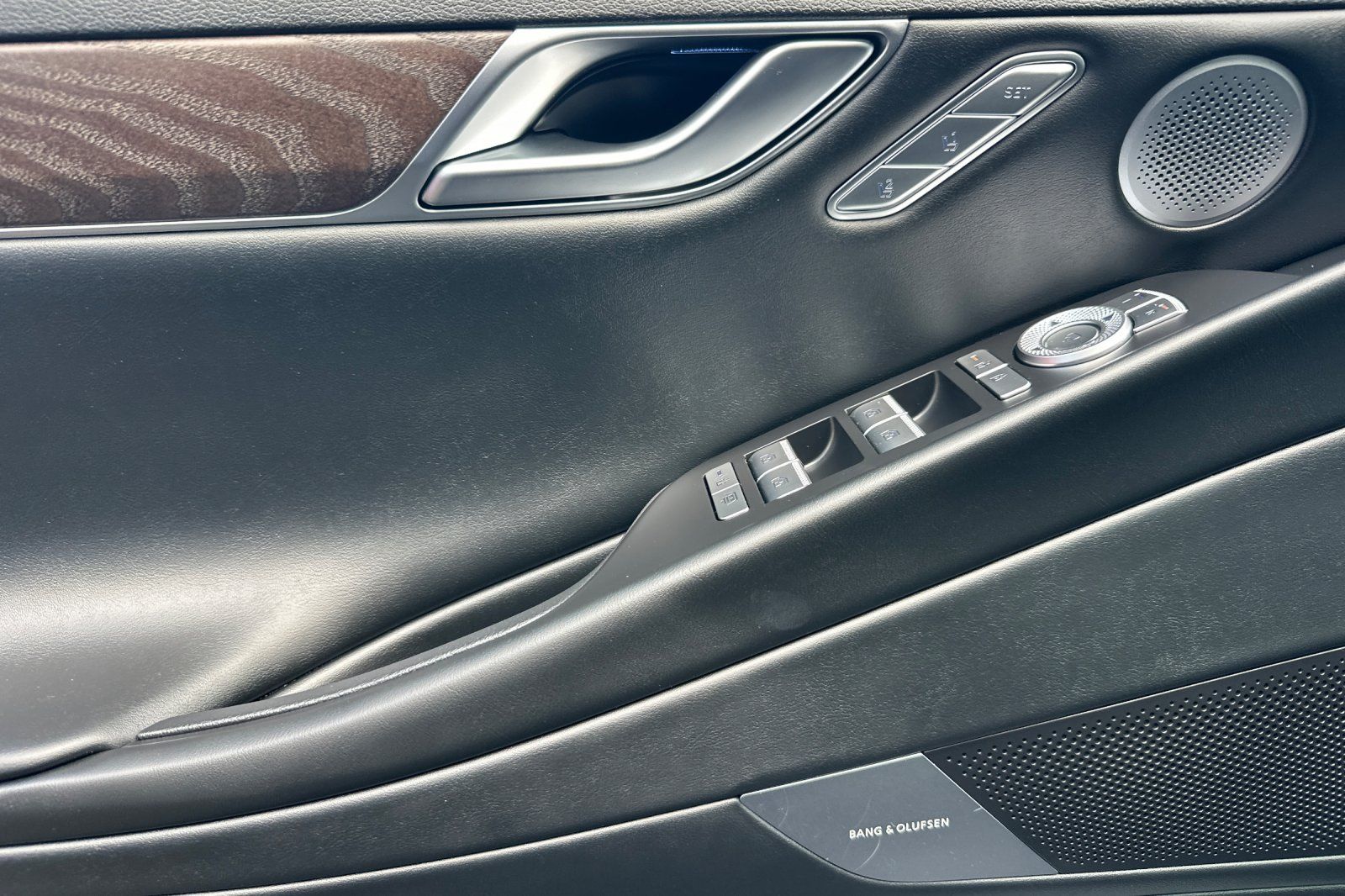 2026 GENESIS G80 Advanced - Photo 14