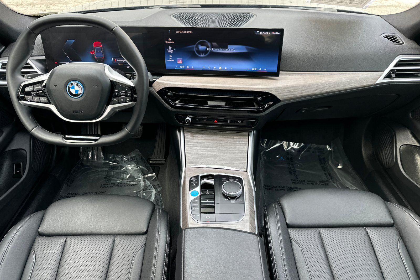 2025 BMW i4 40 - Photo 15
