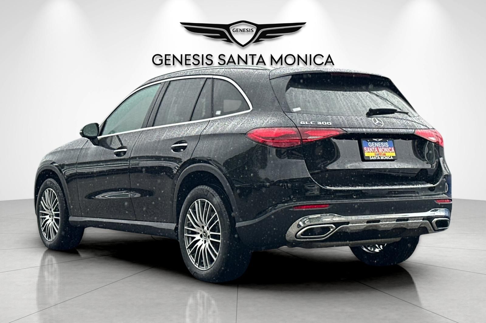 2024 Mercedes-Benz GLC 300 photo 5