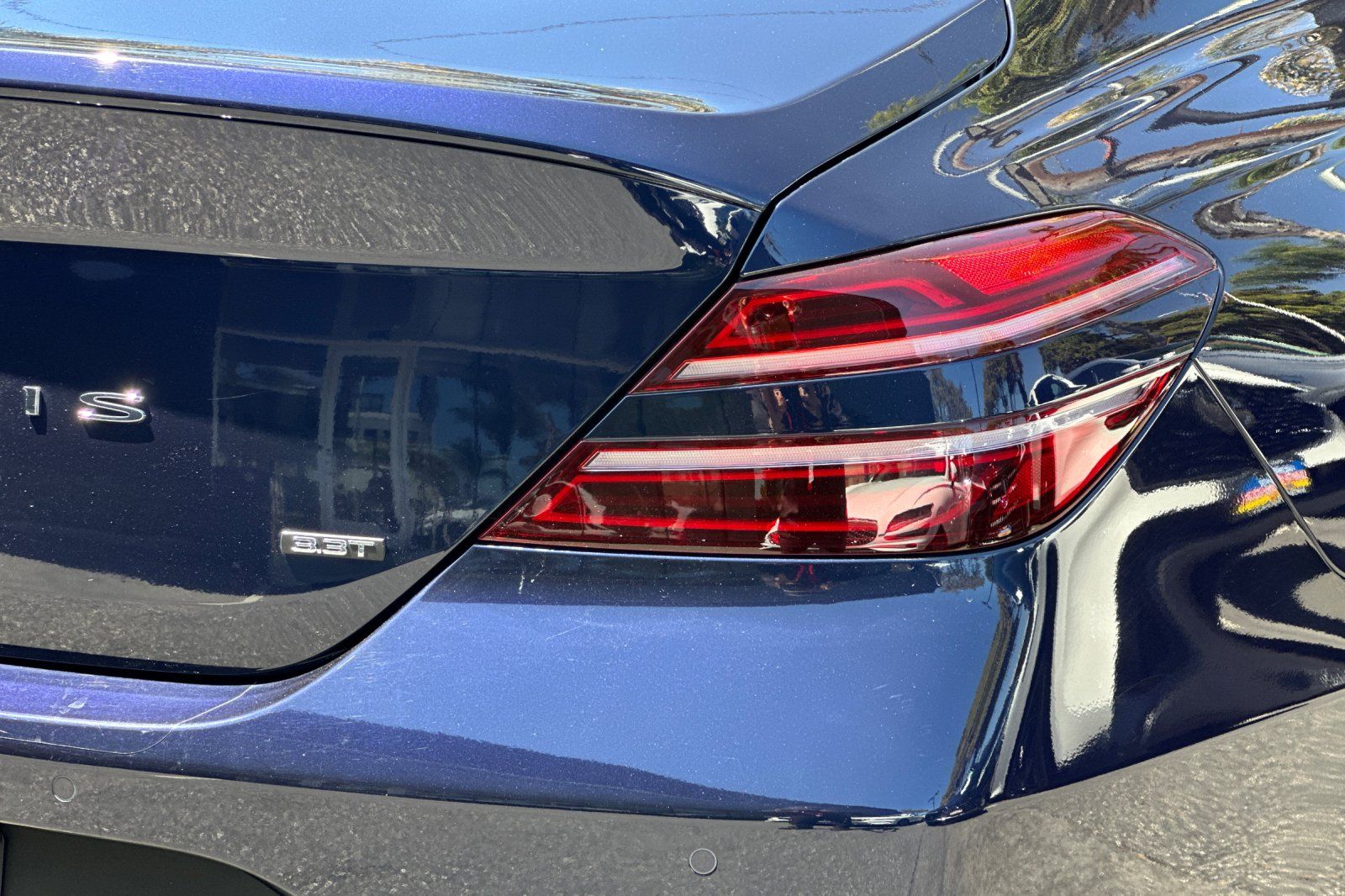 2023 GENESIS G70 Standard - Photo 35