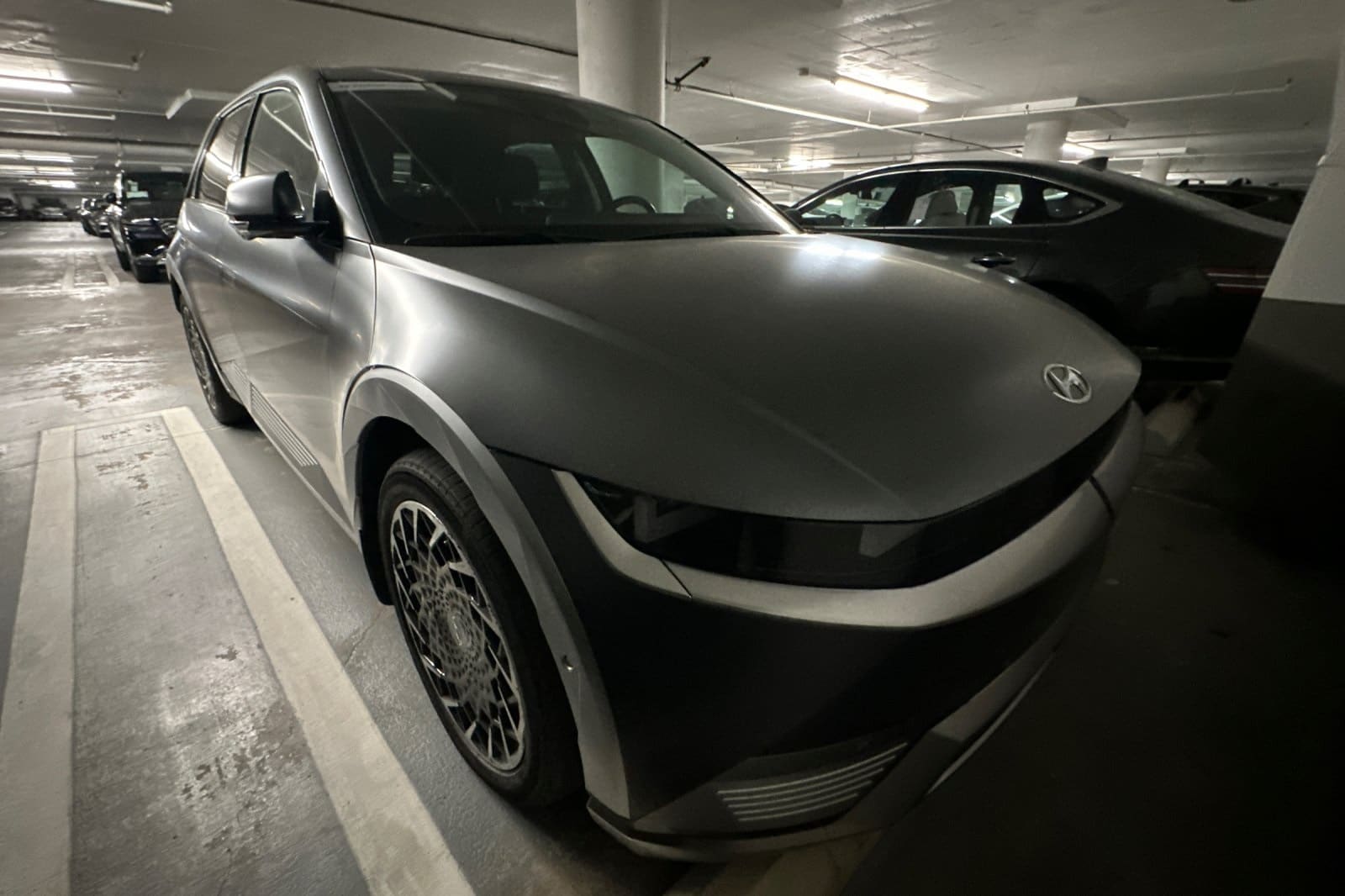 2023 Hyundai IONIQ 5 Limited's photo