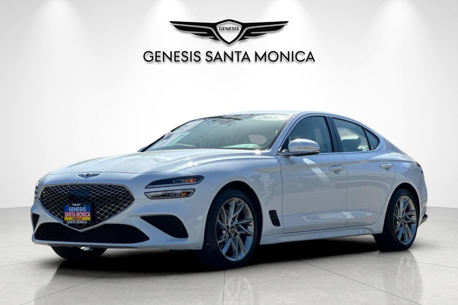 2022 GENESIS G70 Standard - Photo 9