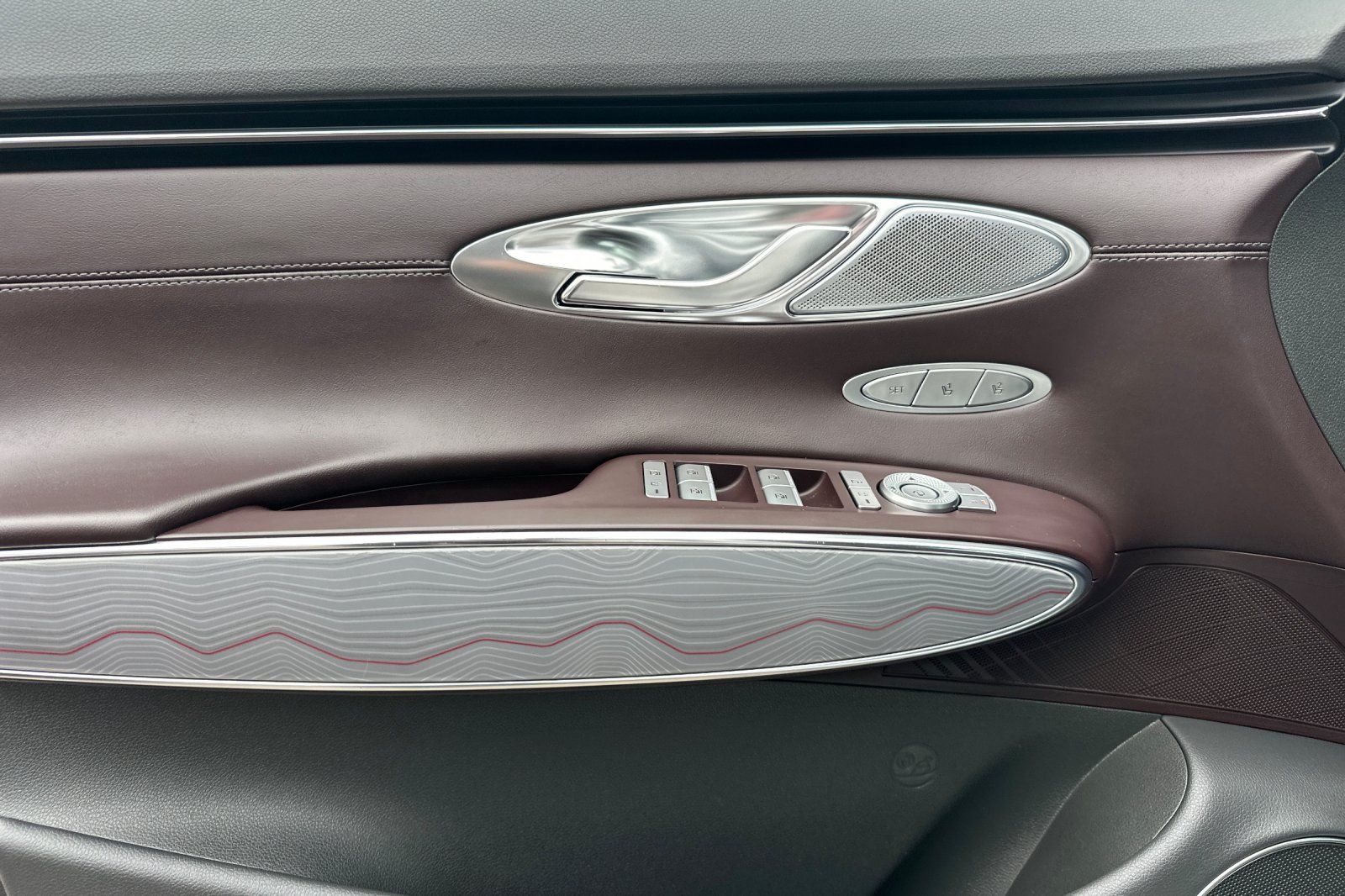 2023 GENESIS GV70 Standard - Photo 14