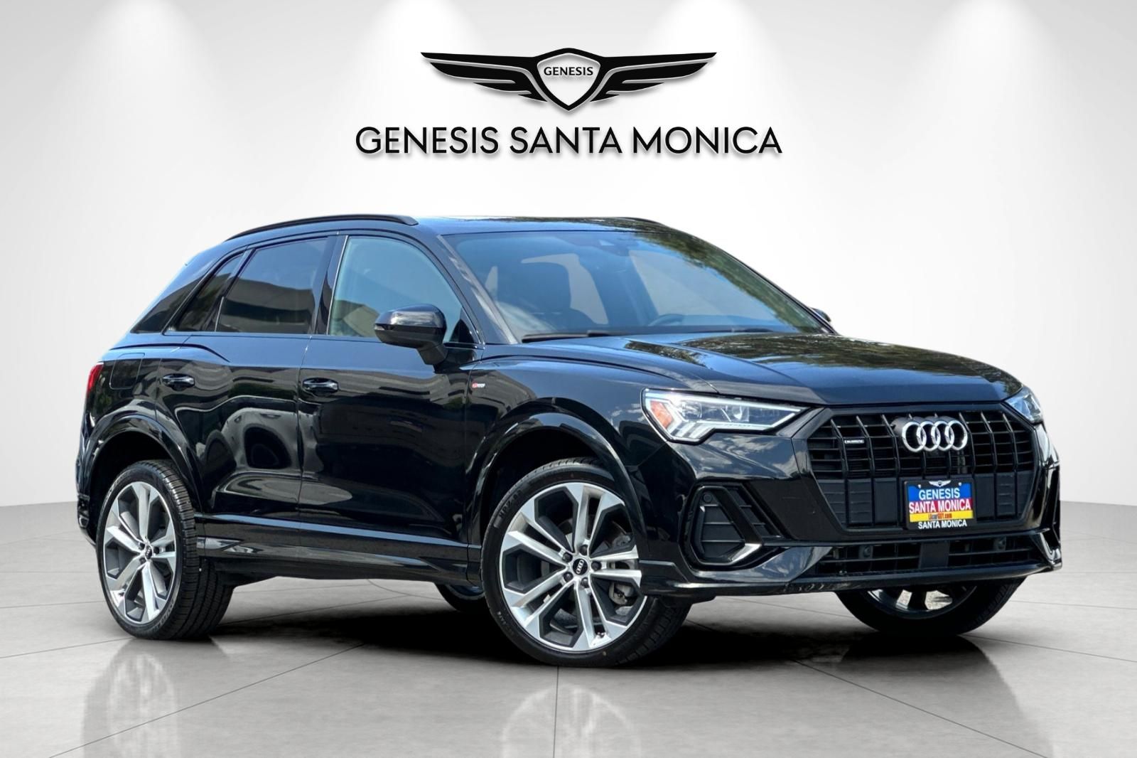 2022 Audi Q3 45 S line Premium