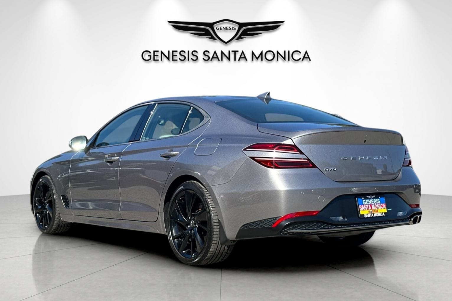 2023 Genesis G70 photo 3