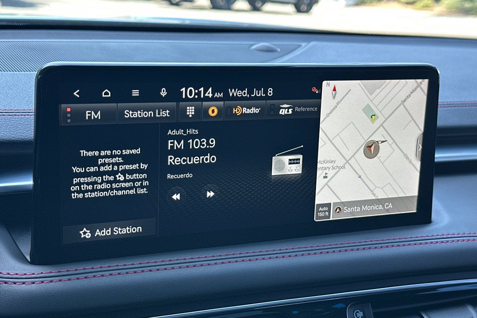 2023 GENESIS G70 Standard - Photo 23