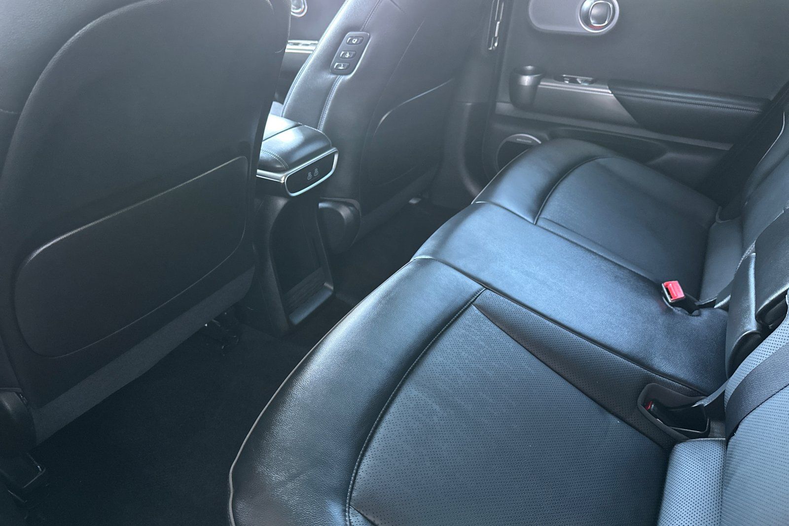 2023 GENESIS GV60 Advanced - Photo 15