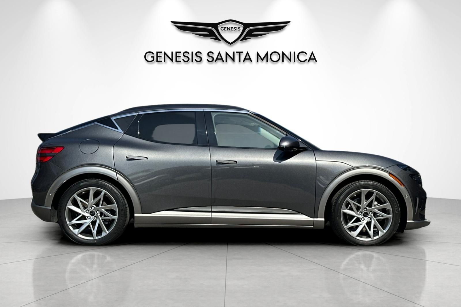 2023 Genesis GV60 Advanced photo 2