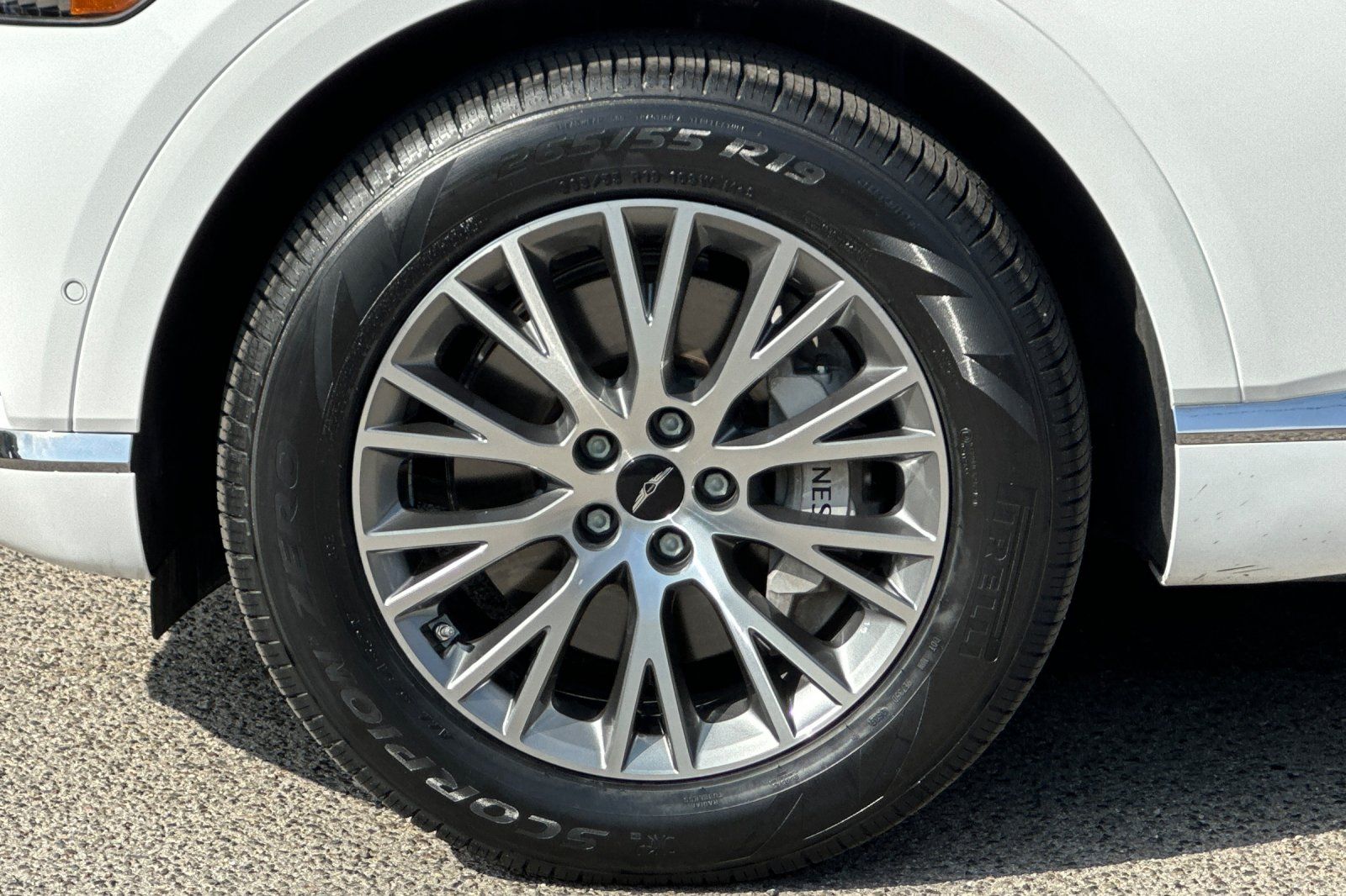 2025 GENESIS GV80 Standard - Photo 34