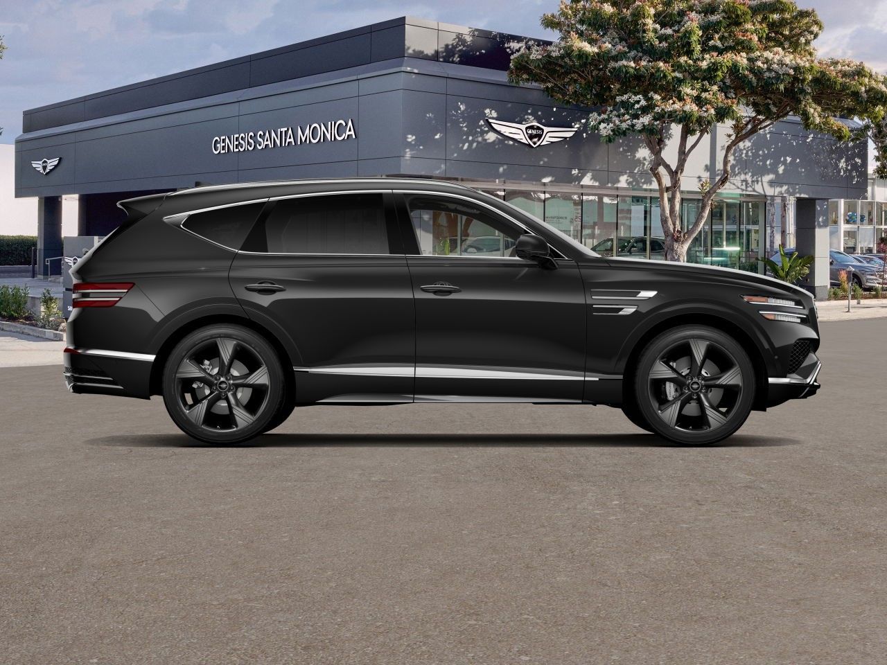 View vehicle photo 4