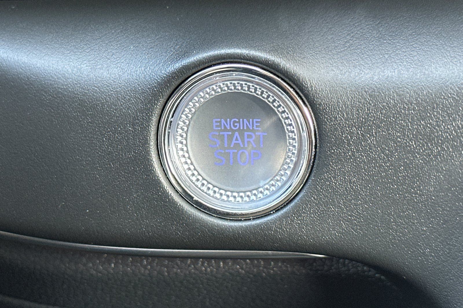 2025 GENESIS GV80 Standard - Photo 28