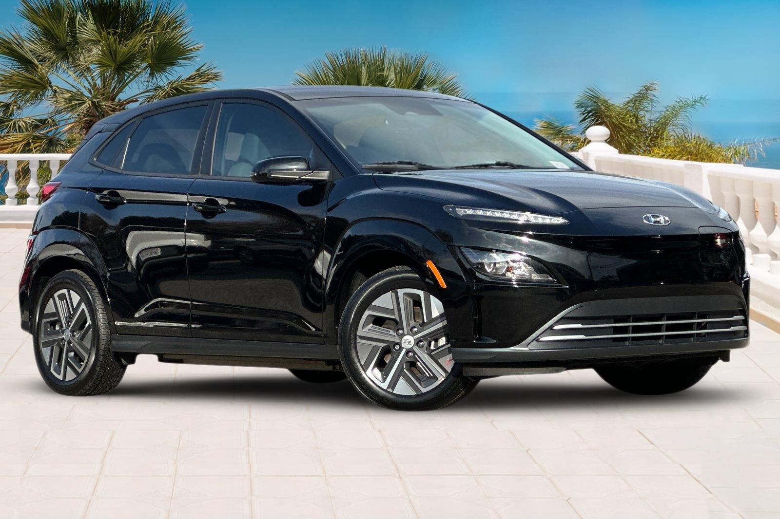 Used 2023 Hyundai Kona EV SE with VIN KM8K23AG6PU166716 for sale in Santa Monica, CA