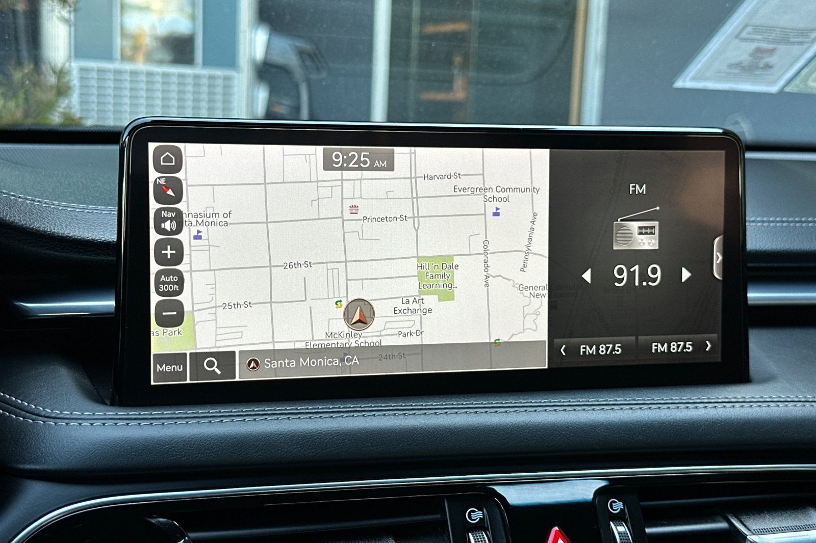 2022 GENESIS G70 Standard - Photo 22