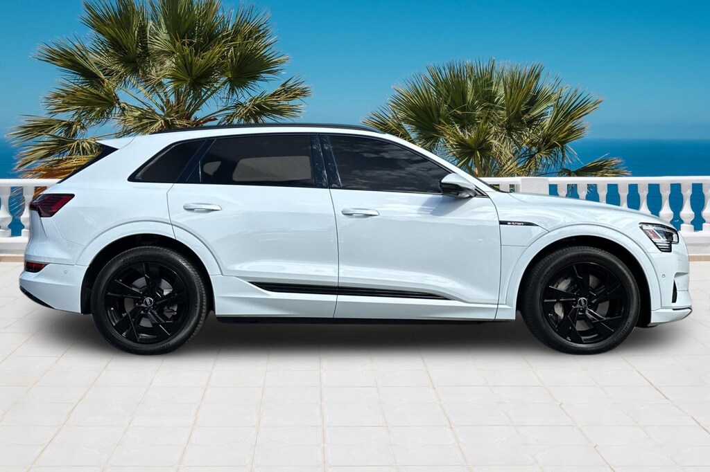 Used 2022 Audi e-tron Premium SUV
