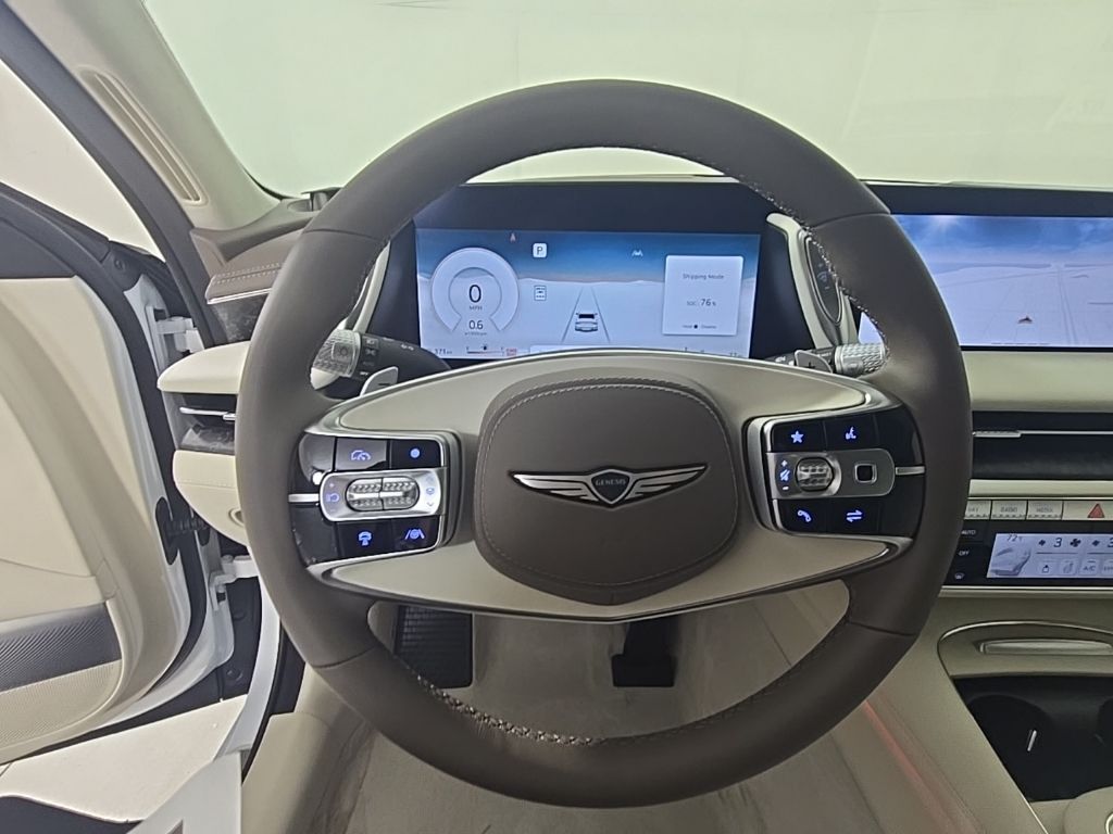 Thumbnail: 2026 Genesis G90 - 18
