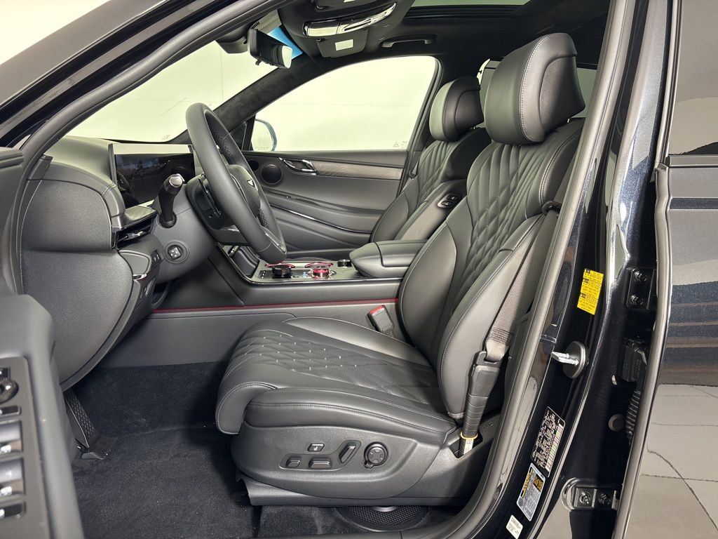 Thumbnail: 2026 Genesis GV80 - 14