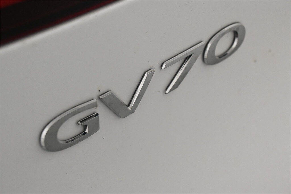 Thumbnail: 2025 Genesis GV70 - 8