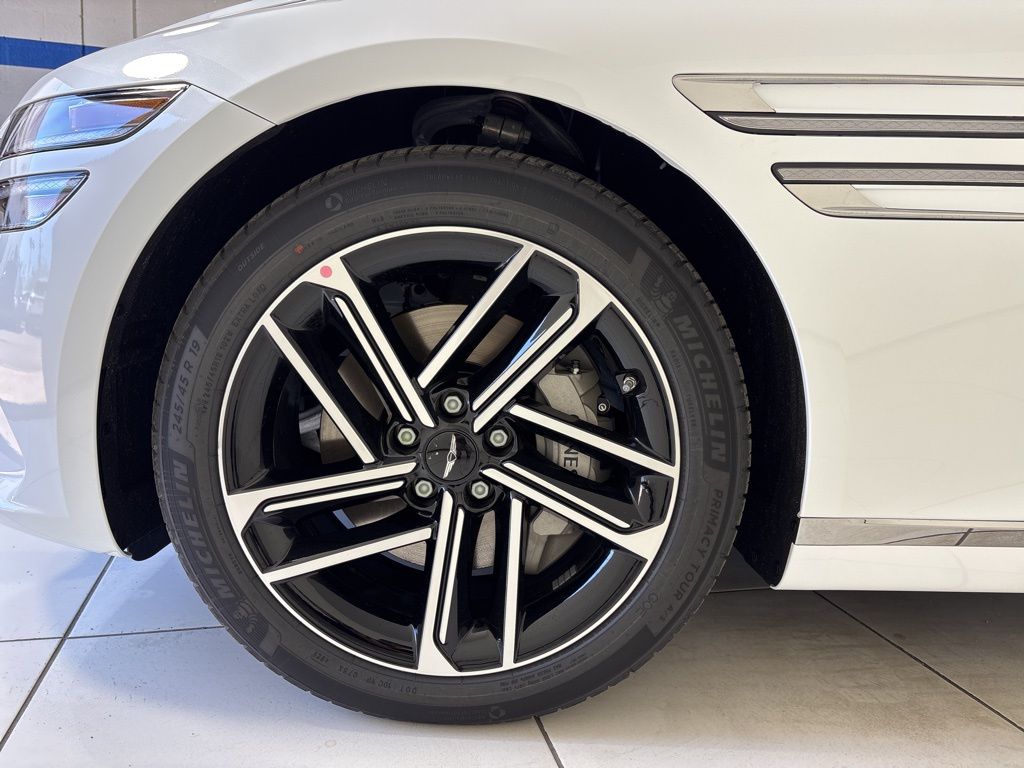 2026 GENESIS G80 Advanced - Photo 9