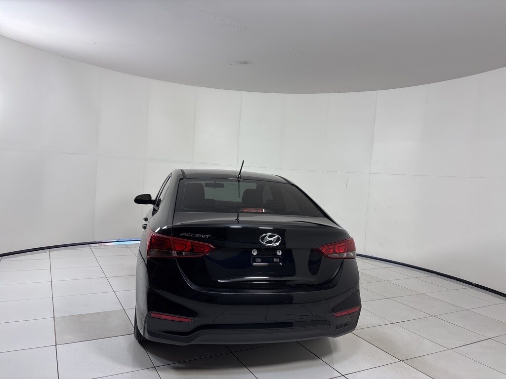 Used 2022 Hyundai Accent SE Sedan