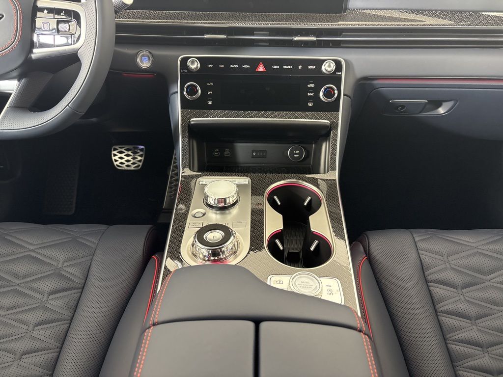 Thumbnail: 2026 Genesis GV80 - 22