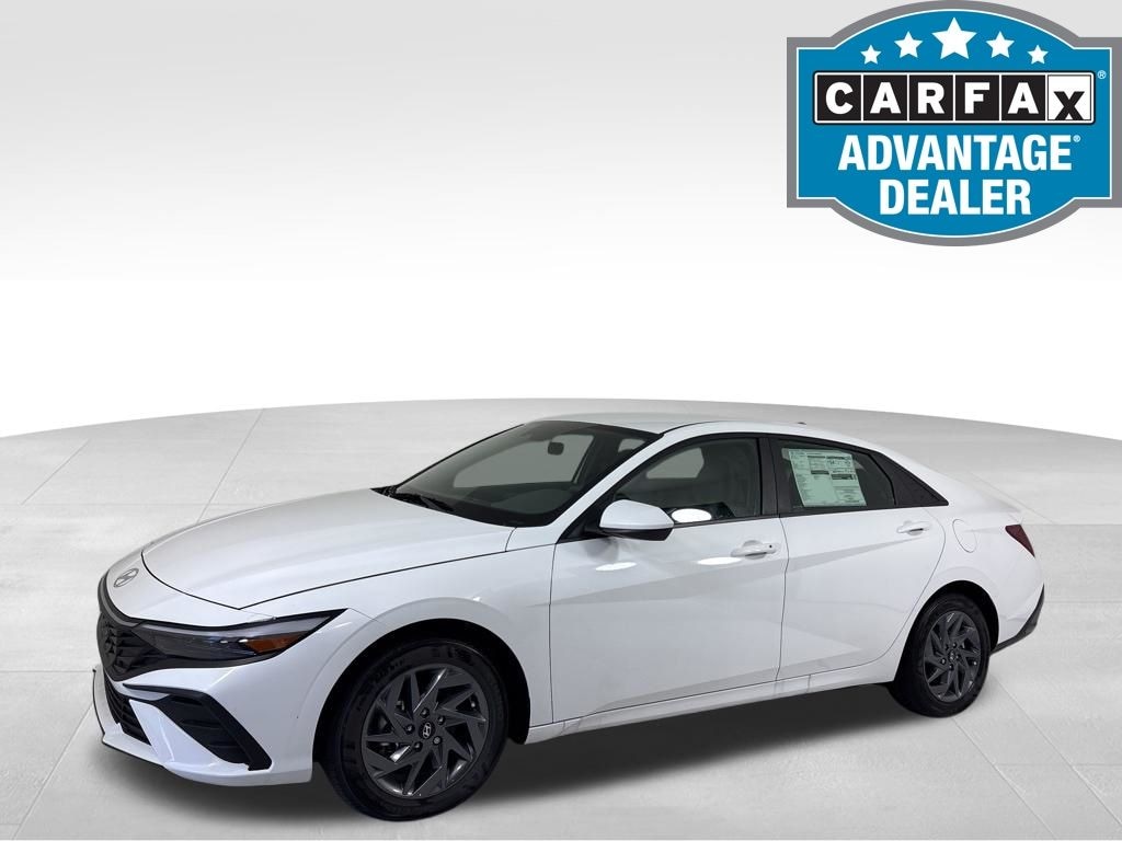 Certified 2025 Hyundai Elantra Hybrid Sedan