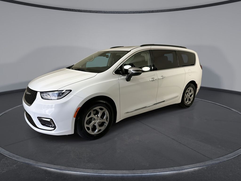 Used 2023 Chrysler Pacifica Limited Van Passenger Van