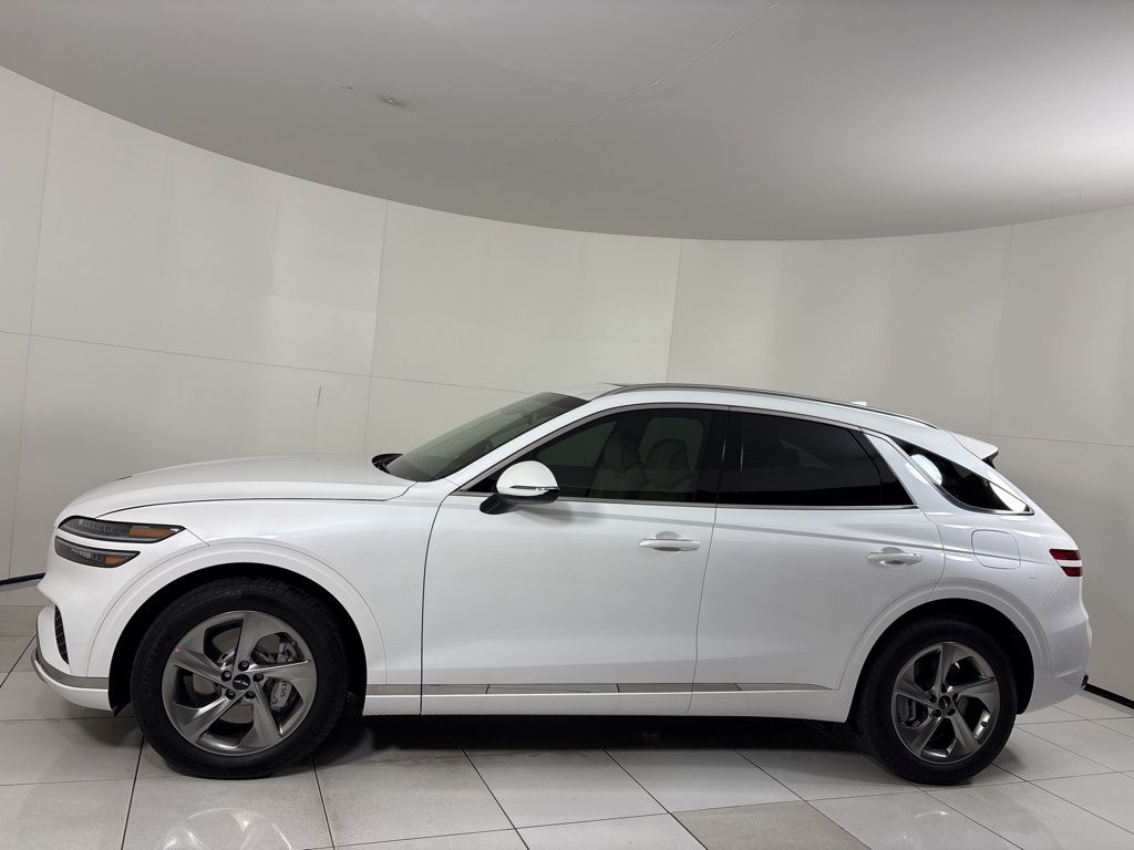 Thumbnail: 2026 Genesis GV70 - 2