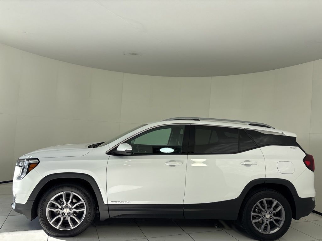 Used 2023 GMC Terrain SLT SUV