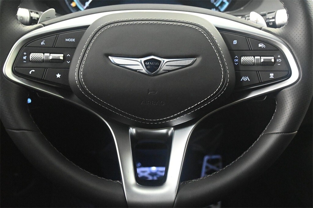 Thumbnail: 2025 Genesis GV70 - 15