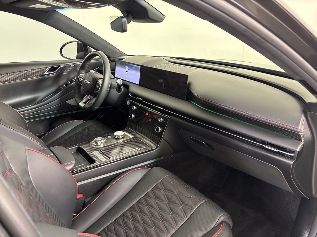 Thumbnail: 2025 Genesis G80 - 13