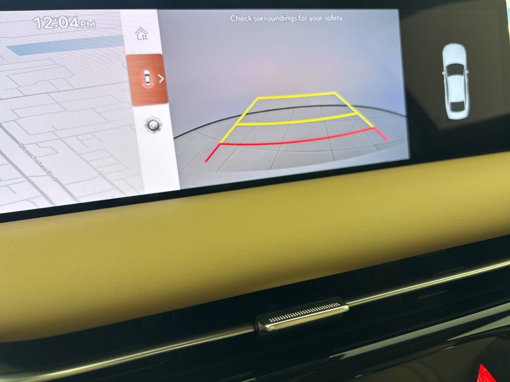 Thumbnail: 2026 Genesis G80 - 28