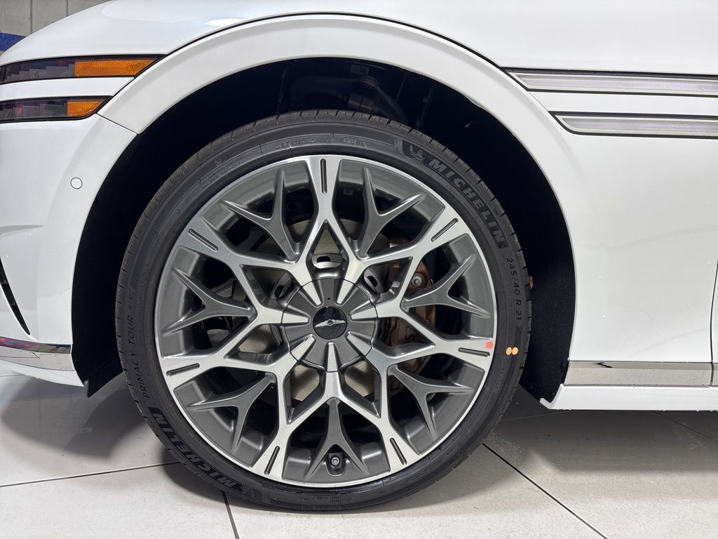 Thumbnail: 2026 Genesis G90 - 9