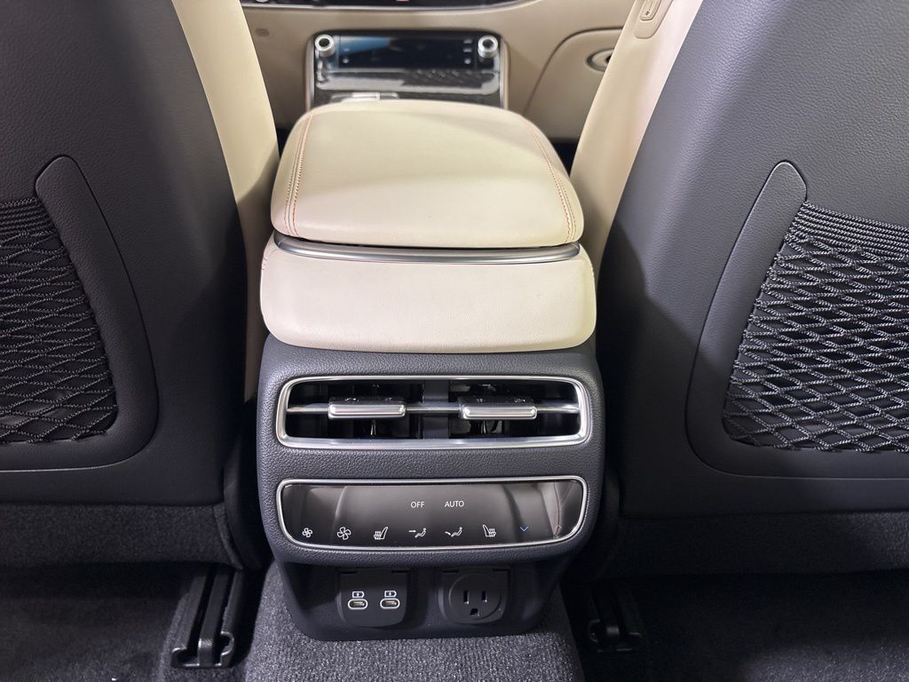 2026 GENESIS GV70 Sport Prestige - Photo 22