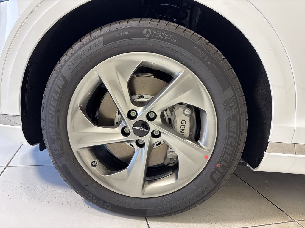 Thumbnail: 2026 Genesis GV70 - 9