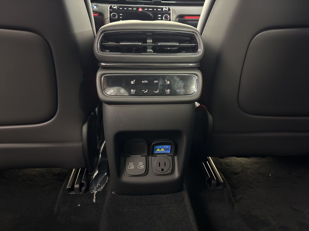 Thumbnail: 2026 Genesis GV80 - 23