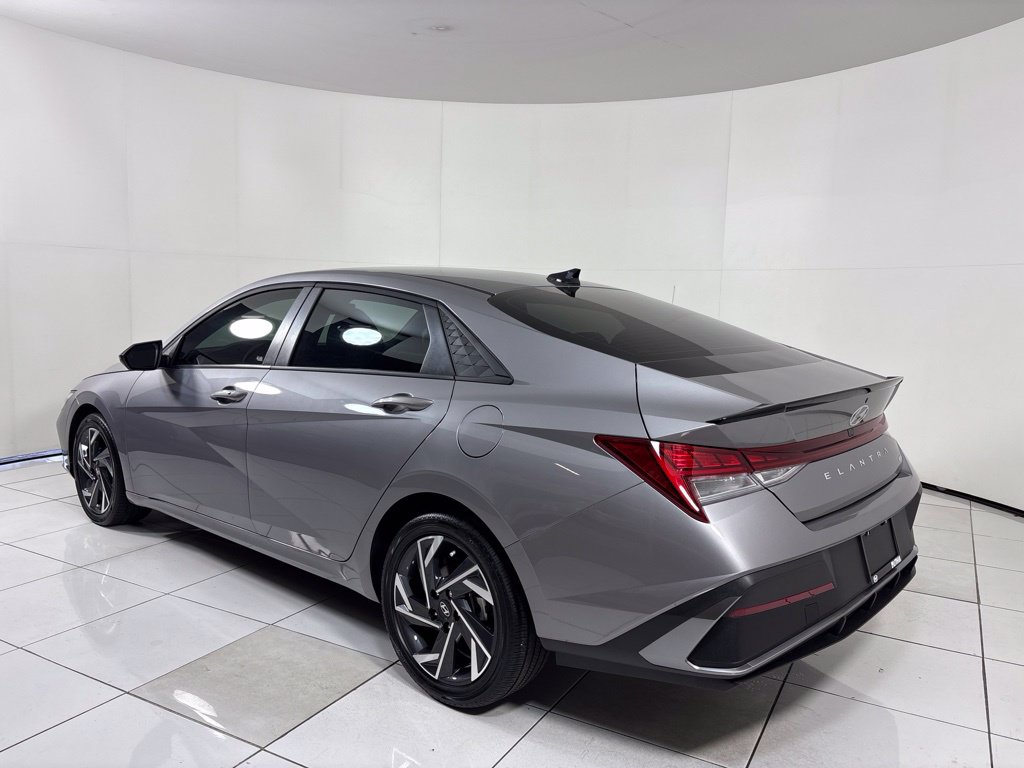 Used 2025 Hyundai Elantra Hybrid SEL Sport Sedan