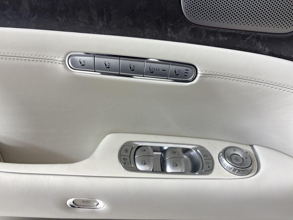 Thumbnail: 2026 Genesis G90 - 15