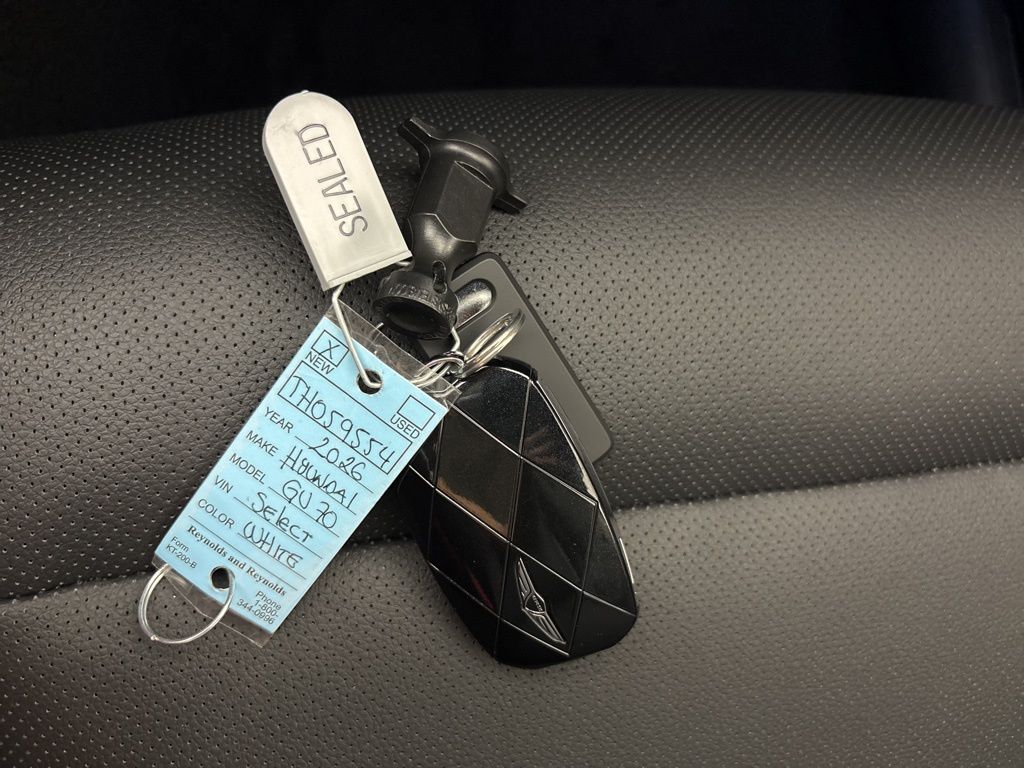 Thumbnail: 2026 Genesis GV70 - 31