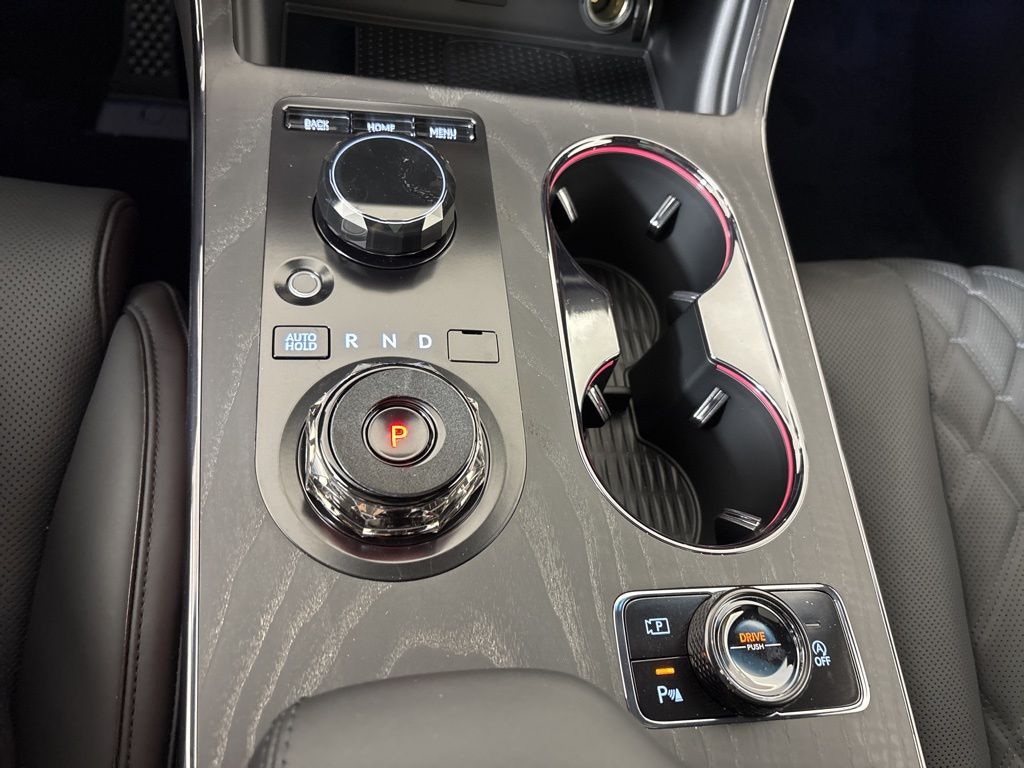 Thumbnail: 2026 Genesis GV80 - 29