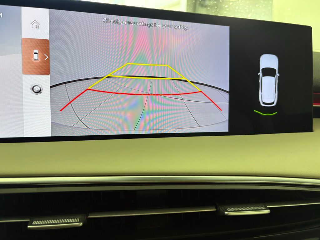 Thumbnail: 2026 Genesis GV70 - 26