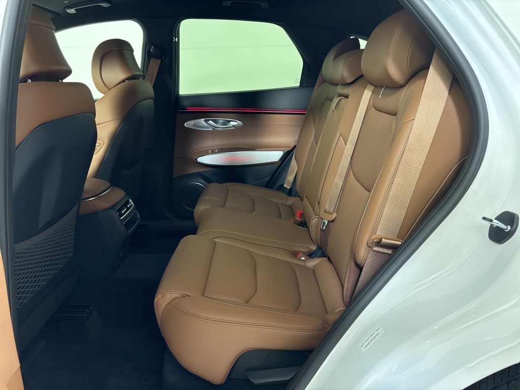 Thumbnail: 2026 Genesis GV70 - 18