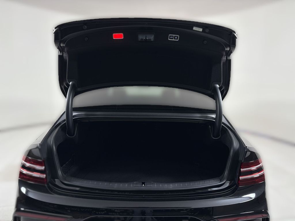Thumbnail: 2025 Genesis G80 - 21